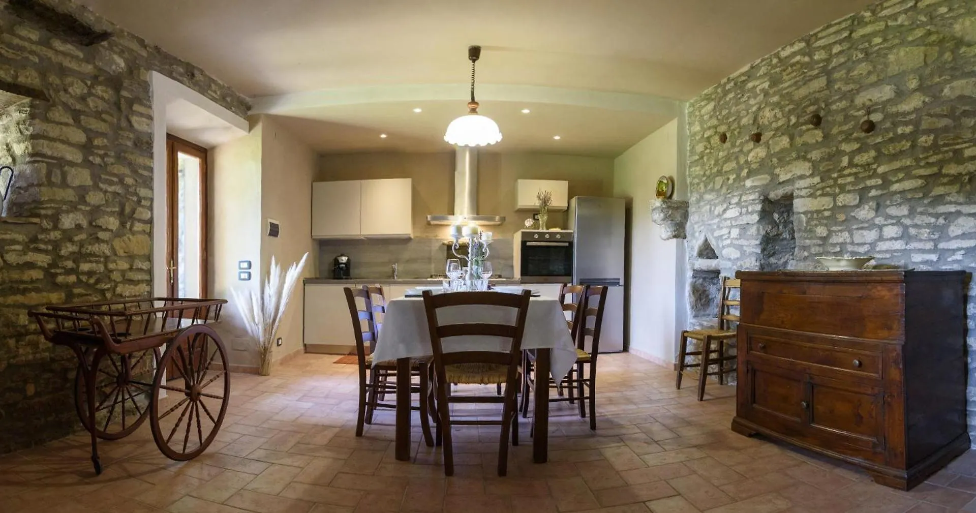 Borgo Di Sotto, Il Mulino Hotel Róma Vendégház